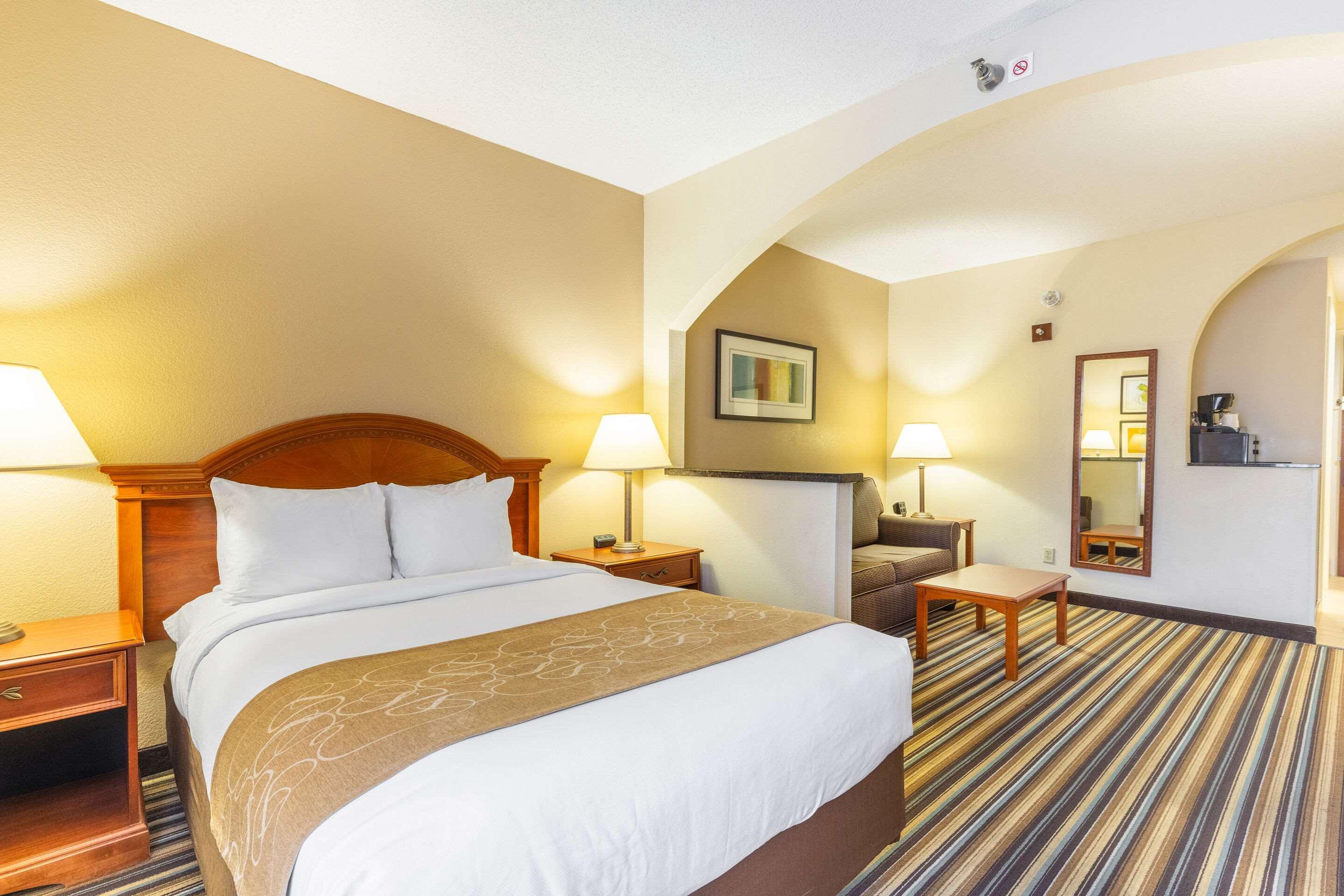 Comfort Suites Chesapeake - Norfolk Buitenkant foto