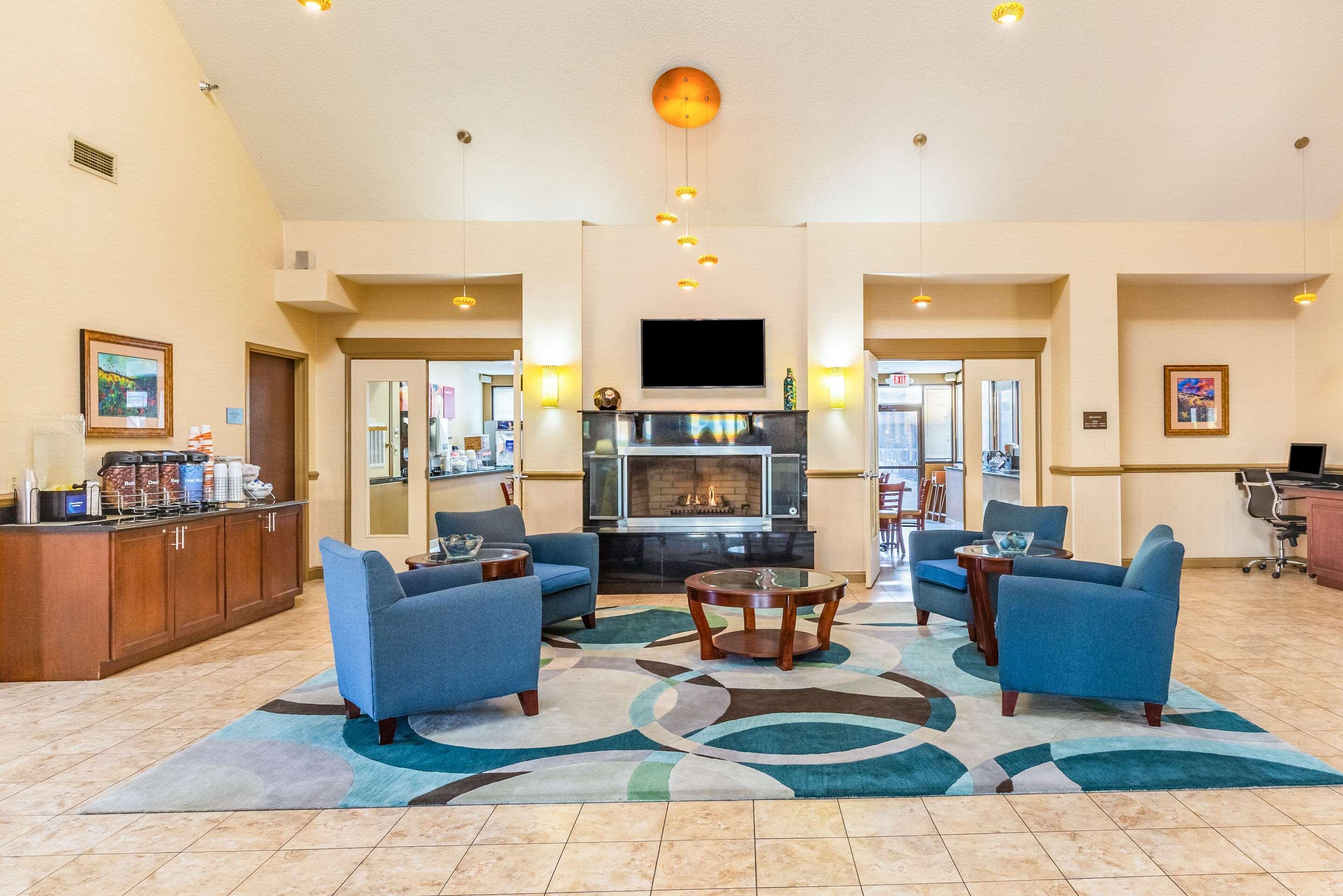Comfort Suites Chesapeake - Norfolk Buitenkant foto
